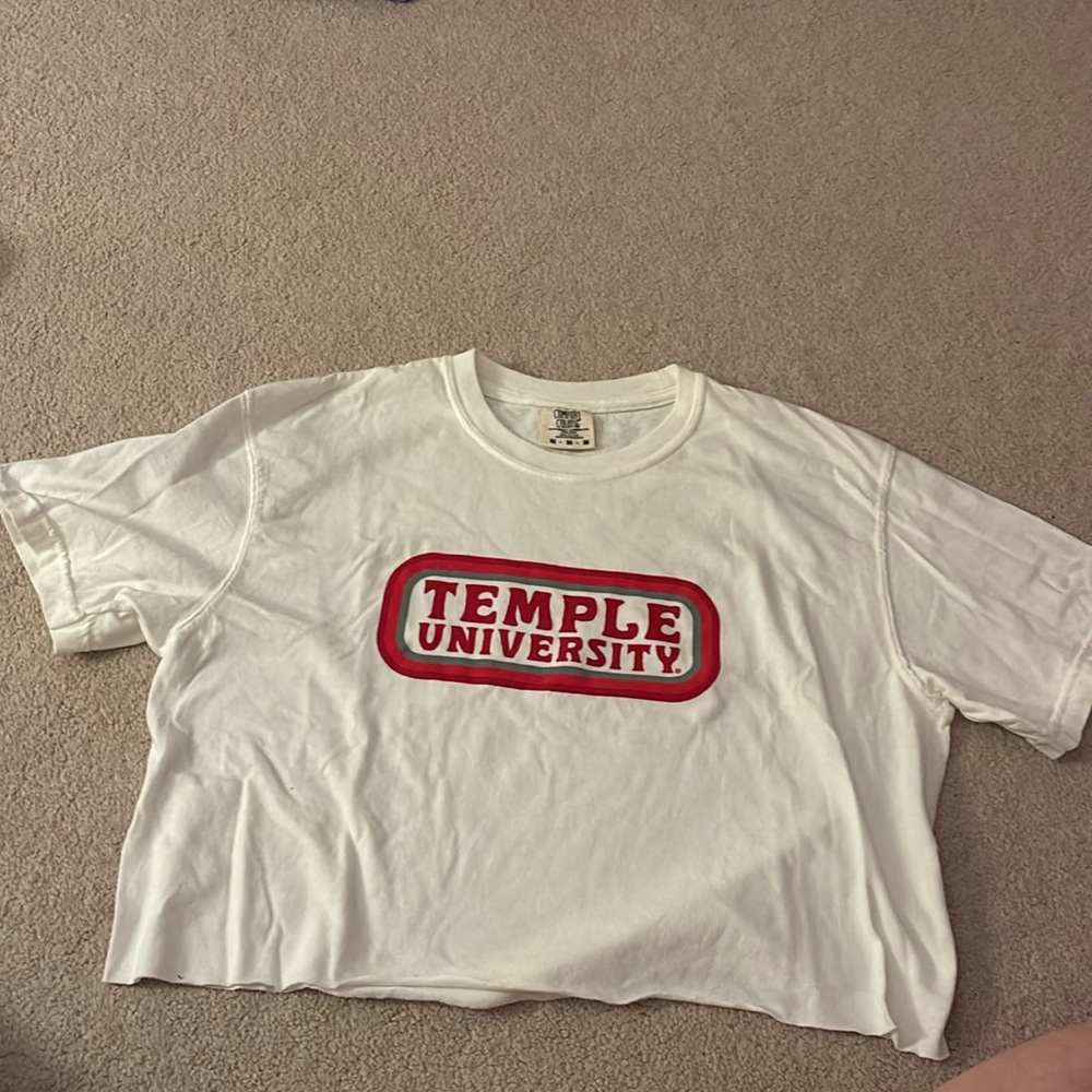 NWOT Temple University crop T-shirt